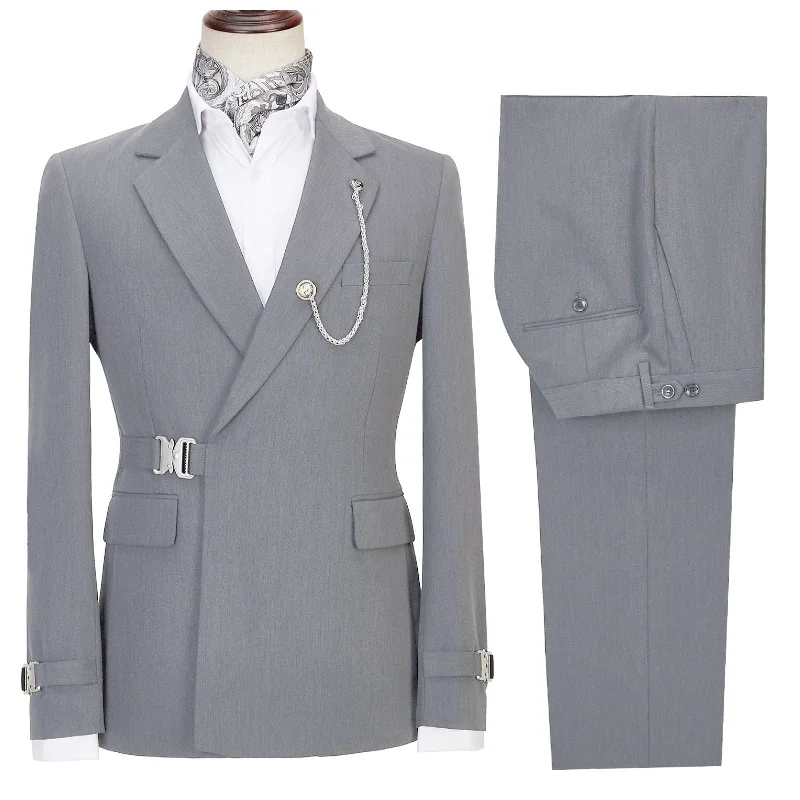 Sophisticated Luxe Men's 2 Piece Suit with Metal Clasp Slim Fit Suit Stylish Tuxedo Suit Set Sophisticated Luxe Men's 2 Piece Suit with Metal Clasp Slim Fit Suit Stylish Tuxedo Suit Set