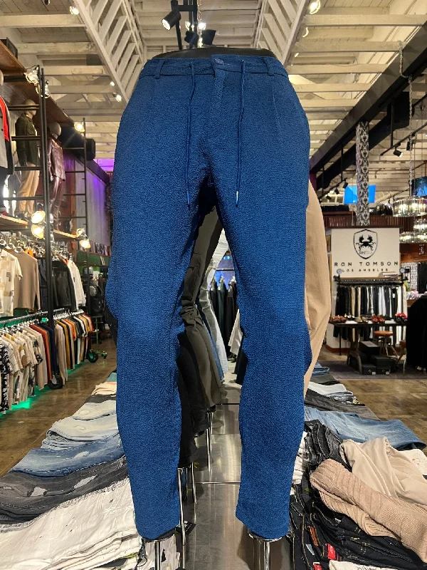 Classic Cool Modern Outfit Front Pleated Waffle Pants - Hawaii