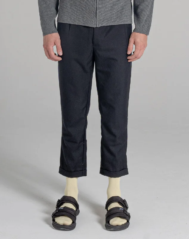 Sophisticated Sleek Minimalist Pieces PELI MEN'S TROUSERS | BLACK