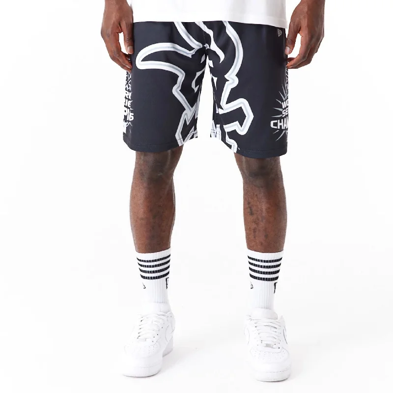 Contemporary Luxe Smart Tops Chicago White Sox MLB Large Logo Black Shorts
