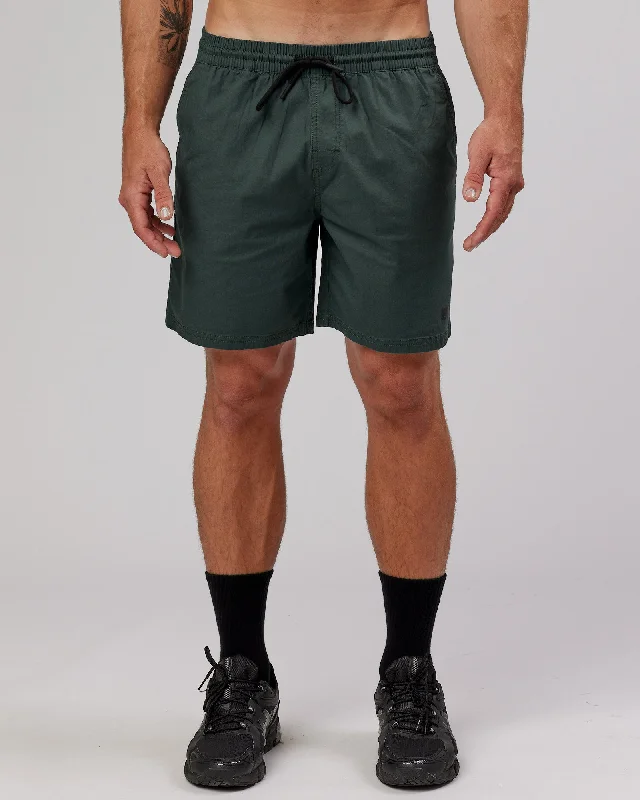 Street Rebel Casual Shoes Daily 7" Shorts - Vital Green