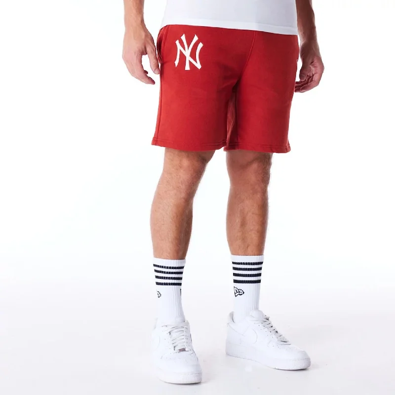 Heritage Rebel Travel Wardrobe New York Yankees League Essential Red Shorts