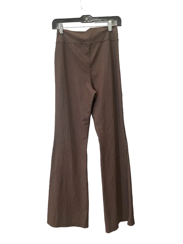 Classic Monochrome Classic Fits Brown Athletic Pants Old Navy, Size M
