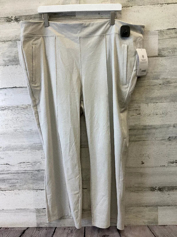 Relaxed Edge Comfortable Fits Cream Athletic Pants Athleta, Size 24