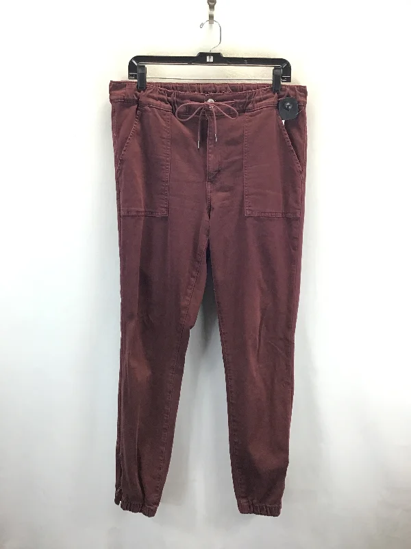 Casual Rugged Designer Casuals Pants Joggers By American Eagle In Red, Size: 14