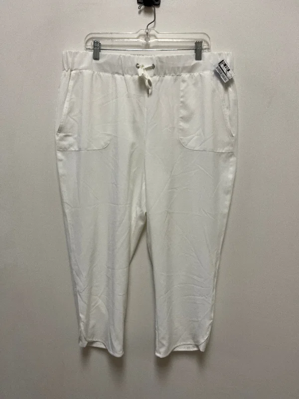 Retro Relaxed Trendy Sweaters Pants Other By Chicos In White, Size: 18