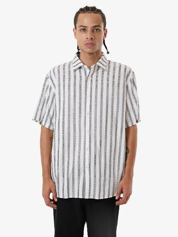 Street Rebel Smart Tops Expansions Short Sleeve Shirt - Dirty White