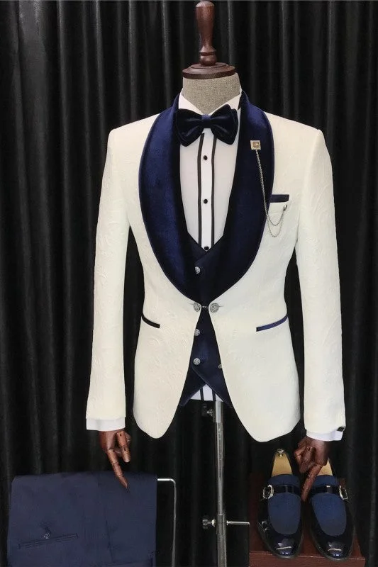Modern Cool Fresh Outfit Fancy White Slim Fit 3 Piece One Button Blazer Set Wedding Suits With Navy Blue Shawl Lapel Modern Cool Fresh Outfit Fancy White Slim Fit 3 Piece One Button Blazer Set Wedding Suits With Navy Blue Shawl Lapel