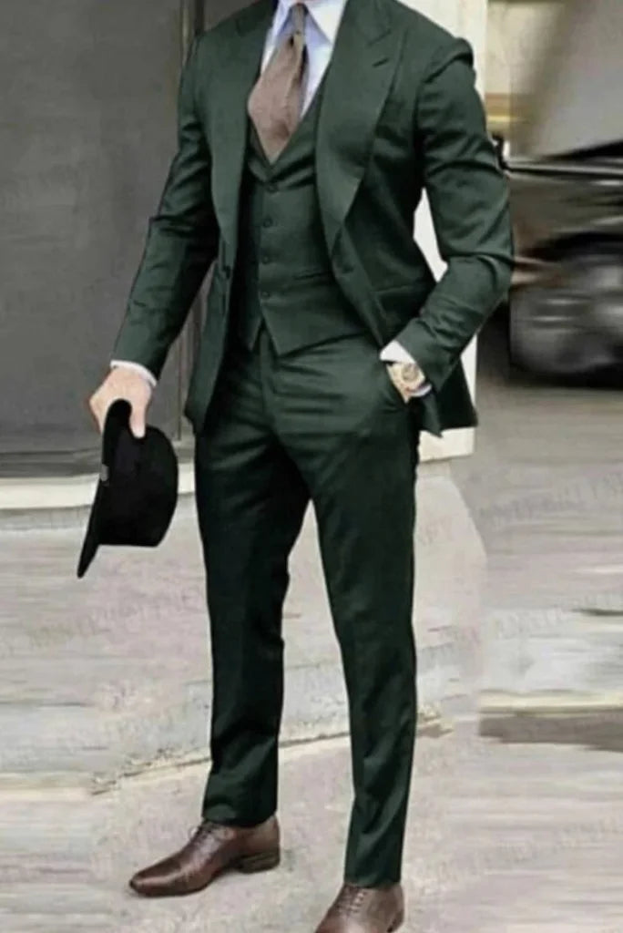 Relaxed Street Lightweight Tops Men Emerald 3 Piece Suit Wedding Grooms Suit, Dinner Suit, Party Suit, Bespoke Tailoring Relaxed Street Lightweight Tops Men Emerald 3 Piece Suit Wedding Grooms Suit, Dinner Suit, Party Suit, Bespoke Tailoring