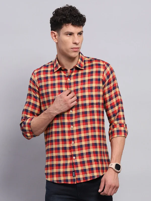 Sleek Modern All-Day Wear Men Red Check Collar Full Sleeve Shirt