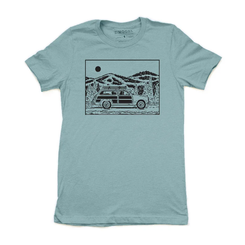 Urban Polished Weekend Styles Ski Trip Tee-Blue Lagoon